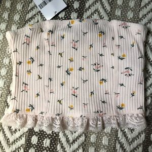 Floral tube top with lace